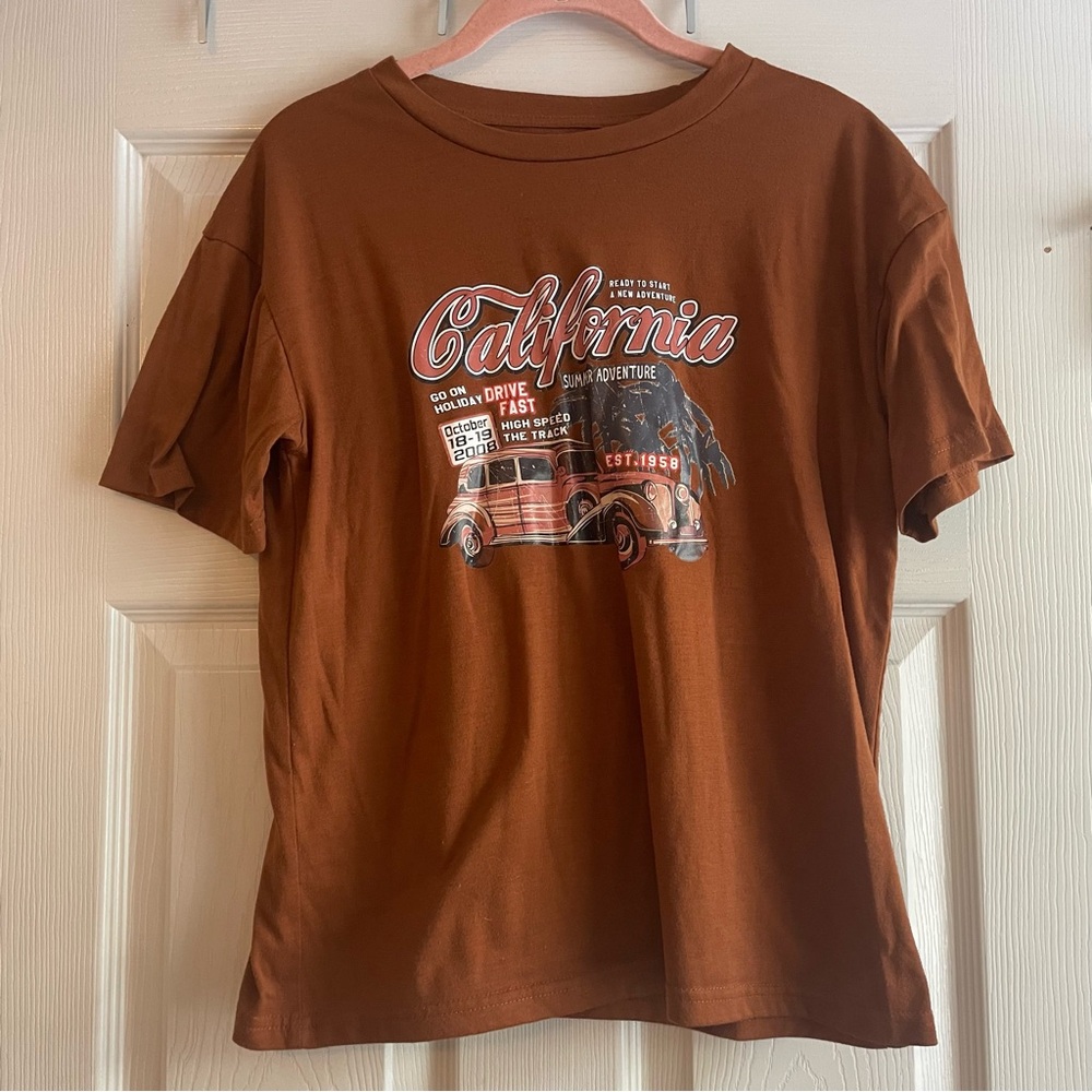 SHEIN Small Brown California Graphic Short Sleeve T Shirt